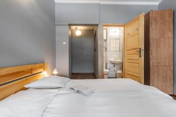 Фотографии Хостелы Top Hostel Pokoje Gościnne г. Закопане (Польша) №4 Фото Хостелы Top Hostel Pokoje Gościnne г. Закопане 4