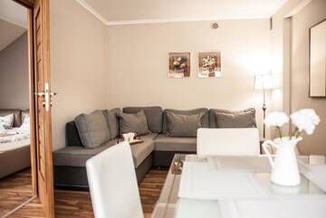 Фотографии Апартаменты Gimnazjalna 5 - Apartamenty i pokoje w Centrum Zakopanego г. Закопане (Польша) №5 Фото Апартаменты Gimnazjalna 5 - Apartamenty i pokoje w Centrum Zakopanego г. Закопане 5