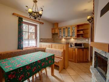 Фотографии Апартаменты Apartament Krupówki 73 - 2-7 person г. Закопане (Польша) №5 Фото Апартаменты Apartament Krupówki 73 - 2-7 person г. Закопане 5