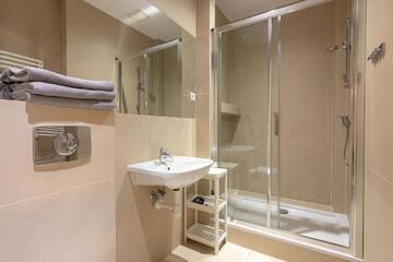 Фото номера Apartment with Kitchenette and Mezzanine Апартаменты Apartamenty Brzozowa - Centrum г. Закопане 6