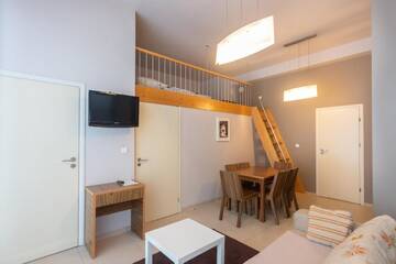 Фото номера One-Bedroom Apartment with Living Room and Mezzanine Апартаменты Apartamenty Brzozowa - Centrum г. Закопане 2