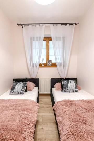 Фото номера Люкс с 2 спальнями и диваном-кроватью Апартаменты Apartamenty Tatrzańskie Turnie г. Закопане 7