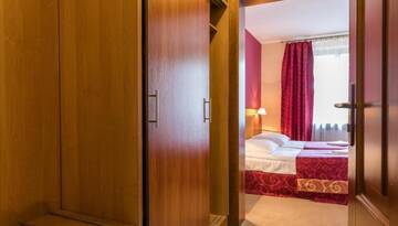 Фото номера Стандартный двухместный номер с 2 отдельными кроватями Отель Hotel Boruta г. Закопане 14