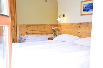 Фото номера Traditional Triple Room with Bathroom Отели типа «постель и завтрак» Willa Halka г. Закопане 4