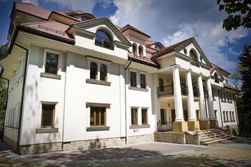 Фото номера One-Bedroom Deluxe Apartment with Sofa Bed Апарт-отели TatryTOP Radowid г. Закопане 5