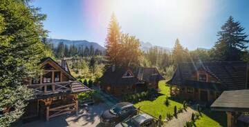 Фото номера Шале с двумя спальнями Шале Mountain Shelter г. Закопане 4