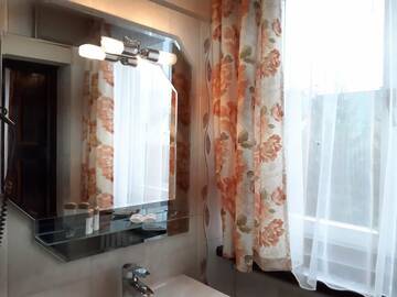 Фото номера Двухместный номер Делюкс с 1 кроватью Курортные отели Resort Kasprowy Wierch г. Закопане 3