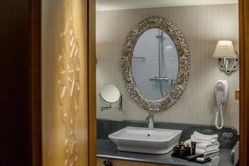 Фото номера Двухместный номер «Премьер» с 1 кроватью Отель Aries Hotel &amp; SPA Zakopane г. Закопане 15