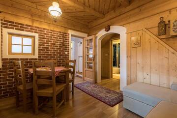 Фото номера Семейные апартаменты Делюкс Апарт-отели Bambi Cottage г. Закопане 8
