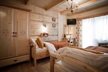 Фото номера Номер Делюкс Отель Hotel Bambi Boutique г. Закопане 6