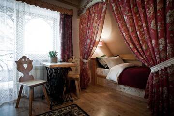Фото номера Улучшенный номер Отель Hotel Bambi Boutique г. Закопане 3