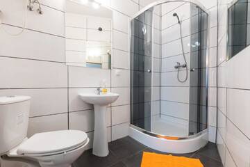 Фото номера Семейный номер с ванной комнатой Хостелы Top Hostel Pokoje Gościnne г. Закопане 6