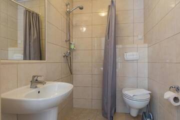 Фото номера Двухместный номер с 1 кроватью Апартаменты Pokoje i Apartamenty Krupówki 36 г. Закопане 23