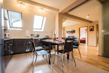 Фото номера Апартаменты с 2 спальнями и балконом Апартаменты Apartamenty Bystra Woda Zakopane г. Закопане 4