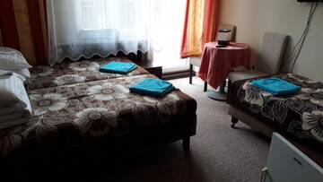 Фото номера Трехместный номер Курортные отели Pod Kozińcem г. Закопане 5