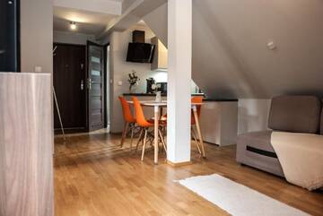 Фото номера Апартаменты с 1 спальней и 2 балконами Апартаменты Gimnazjalna 5 - Apartamenty i pokoje w Centrum Zakopanego г. Закопане 5