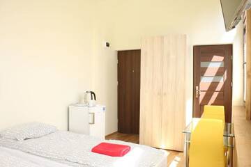 Фото номера Двухместный номер с 2 отдельными кроватями Апартаменты Gimnazjalna 5 - Apartamenty i pokoje w Centrum Zakopanego г. Закопане 12