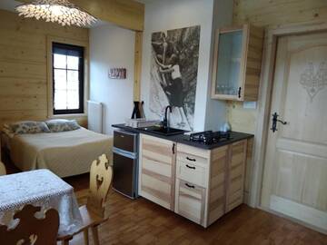 Фото номера Трехместный номер Апартаменты Pokoje i Apartamenty Centrum - Willa Bajeczka г. Закопане 22