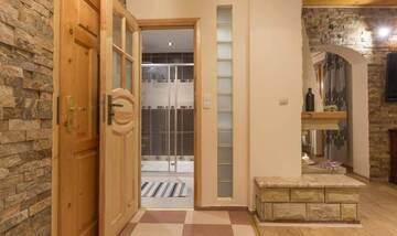 Фото номера Three-Bedroom Chalet nr 1 Шале Domki pod Strzechą г. Закопане 36