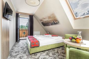 Фото номера Двухместный номер с 1 кроватью и балконом Отель RentPlanet - Hotel Nosal г. Закопане 3