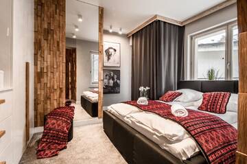Фото номера Апартаменты с 2 спальнями и балконом Апартаменты Apartamenty Comfort &amp; Spa Stara Polana г. Закопане 3
