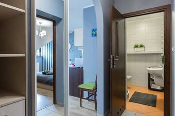 Фото номера Апартаменты с 1 спальней и балконом Апартаменты Apart-Styl Apartamenty Zakopane г. Закопане 25