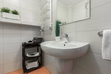 Фото номера Апартаменты с 1 спальней и балконом Апартаменты Apart-Styl Apartamenty Zakopane г. Закопане 23