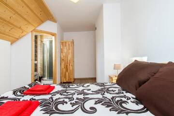 Фото номера Коттедж с 6 спальнями Шале Skalny Dom Zakopane г. Закопане 44