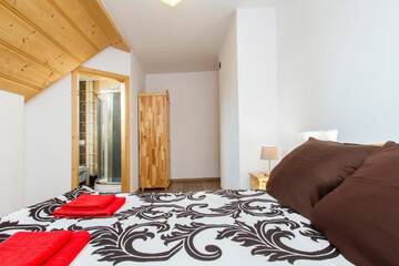 Фото номера Коттедж с 6 спальнями Шале Skalny Dom Zakopane г. Закопане 90