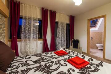 Фото номера Коттедж с 6 спальнями Шале Skalny Dom Zakopane г. Закопане 36