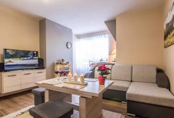 Фото номера Апартаменты с балконом Апартаменты Apartamenty Krzeptowskiego Zakopane г. Закопане 2