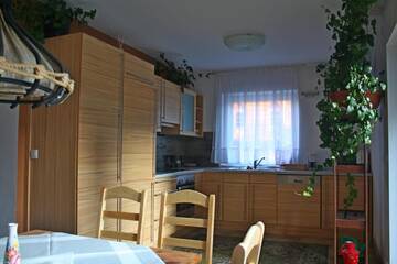 Фото номера Дом с 5 спальнями Дома для отпуска Willa Popielica г. Закопане 55