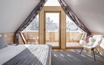 Фото номера Шале с 3 спальнями Шале Stylowa Chata г. Закопане 32