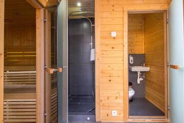 Фото номера Апартаменты с балконом Апартаменты Apartamenty Pod Giewontem Lux&amp;Spa Zakopane г. Закопане 43