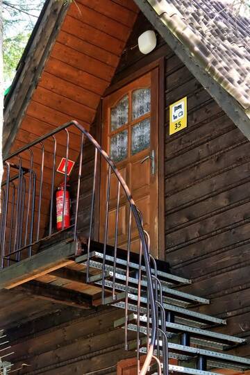 Фото номера Улучшенное шале Курортные отели Camping Pod Krokwią г. Закопане 10