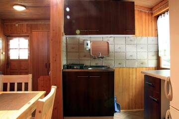 Фото номера Улучшенное шале Курортные отели Camping Pod Krokwią г. Закопане 5