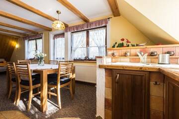 Фото номера Апартаменты с 2 спальнями и 2 ванными комнатами Апартаменты Apartamenty Szymaszkowa г. Закопане 14