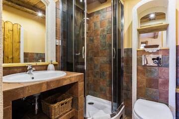 Фото номера Апартаменты с 2 спальнями и 2 ванными комнатами Апартаменты Apartamenty Szymaszkowa г. Закопане 27