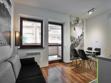 Фото номера Апартаменты с балконом Апартаменты Apartamenty Tatry - SKI&amp;SPA г. Закопане 5