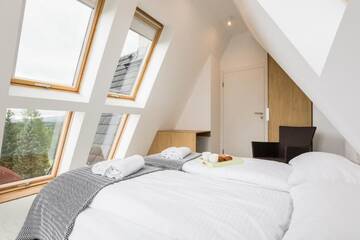 Фото номера Апартаменты с 3 спальнями Апартаменты Apartament Gerlach House &amp; Spa z Sauną Zakopane г. Закопане 79