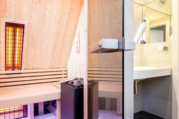 Фото номера Апартаменты с 3 спальнями Апартаменты Apartament Gerlach House &amp; Spa z Sauną Zakopane г. Закопане 46