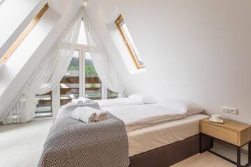 Фото номера Апартаменты с 3 спальнями Апартаменты Apartament Gerlach House &amp; Spa z Sauną Zakopane г. Закопане 85