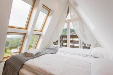Фото номера Апартаменты с 3 спальнями Апартаменты Apartament Gerlach House &amp; Spa z Sauną Zakopane г. Закопане 84