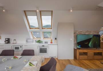 Фото номера Апартаменты с 3 спальнями Апартаменты Apartament Gerlach House &amp; Spa z Sauną Zakopane г. Закопане 65