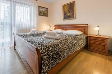 Фото номера Апартаменты с 2 спальнями и балконом Апартаменты Apartamenty Okowita i Karat Zakopane г. Закопане 14