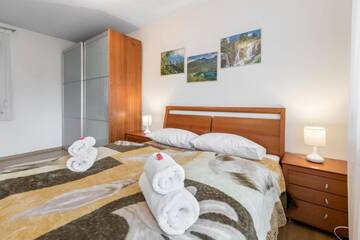 Фото номера Апартаменты с 2 спальнями и балконом Апартаменты Apartamenty Okowita i Karat Zakopane г. Закопане 13