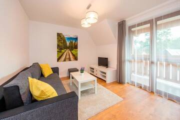 Фото номера Апартаменты с балконом Апартаменты Apartamenty Pod Gubałówką г. Закопане 2