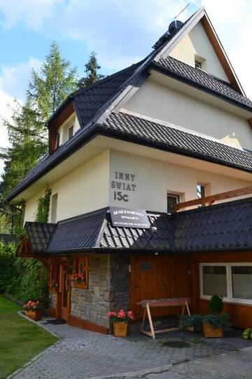 Фото номера Апартаменты «1» с видом на сад Апартаменты Apartamenty Inny Świat Zakopane г. Закопане 12