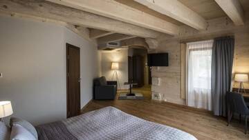 Фото номера Четырехместный номер Делюкс Отели типа «постель и завтрак» Villa Belweder г. Закопане 3