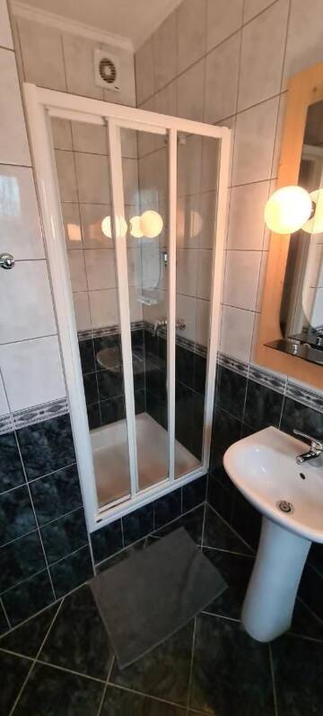 Фото номера Небольшой двухместный номер с 1 кроватью Апарт-отели Aparthotel Pod Nosalem г. Закопане 5